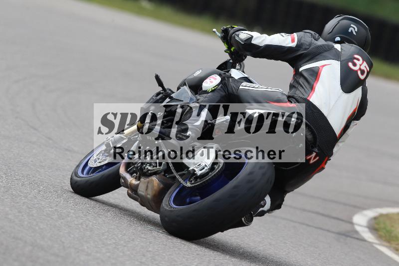 /Archiv-2022/13 25.04.2022 Plüss Moto Sport ADR/Einsteiger/10